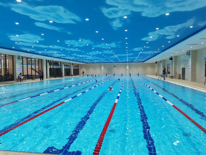 长沙师大附中恒温游泳池