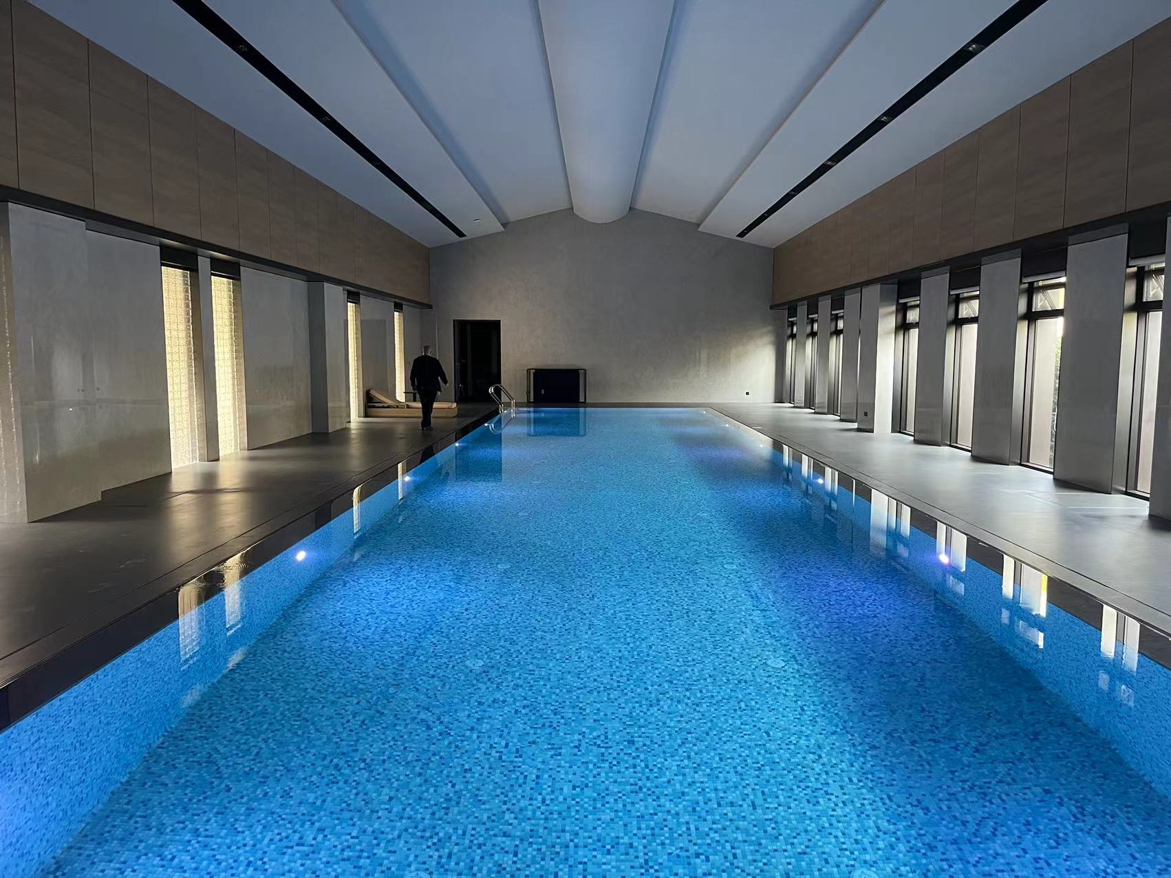 游泳池,做游泳池,游泳池设备,泳池设备,游泳池水处理,泳池水处理,桑拿房